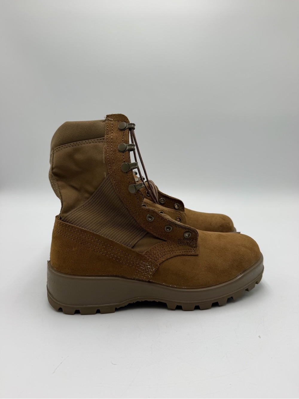 Belleville Women’s 7R Safety Tactical Combat Boots Coyote Brown Vibram USA Tag